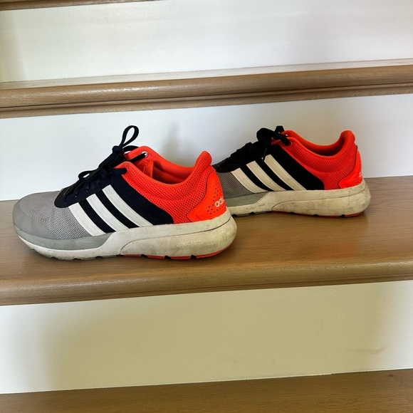 Adidas Men’s Cloudfoam Flow II in Orange and Grey - size 9.5 - Picture 3 of 7